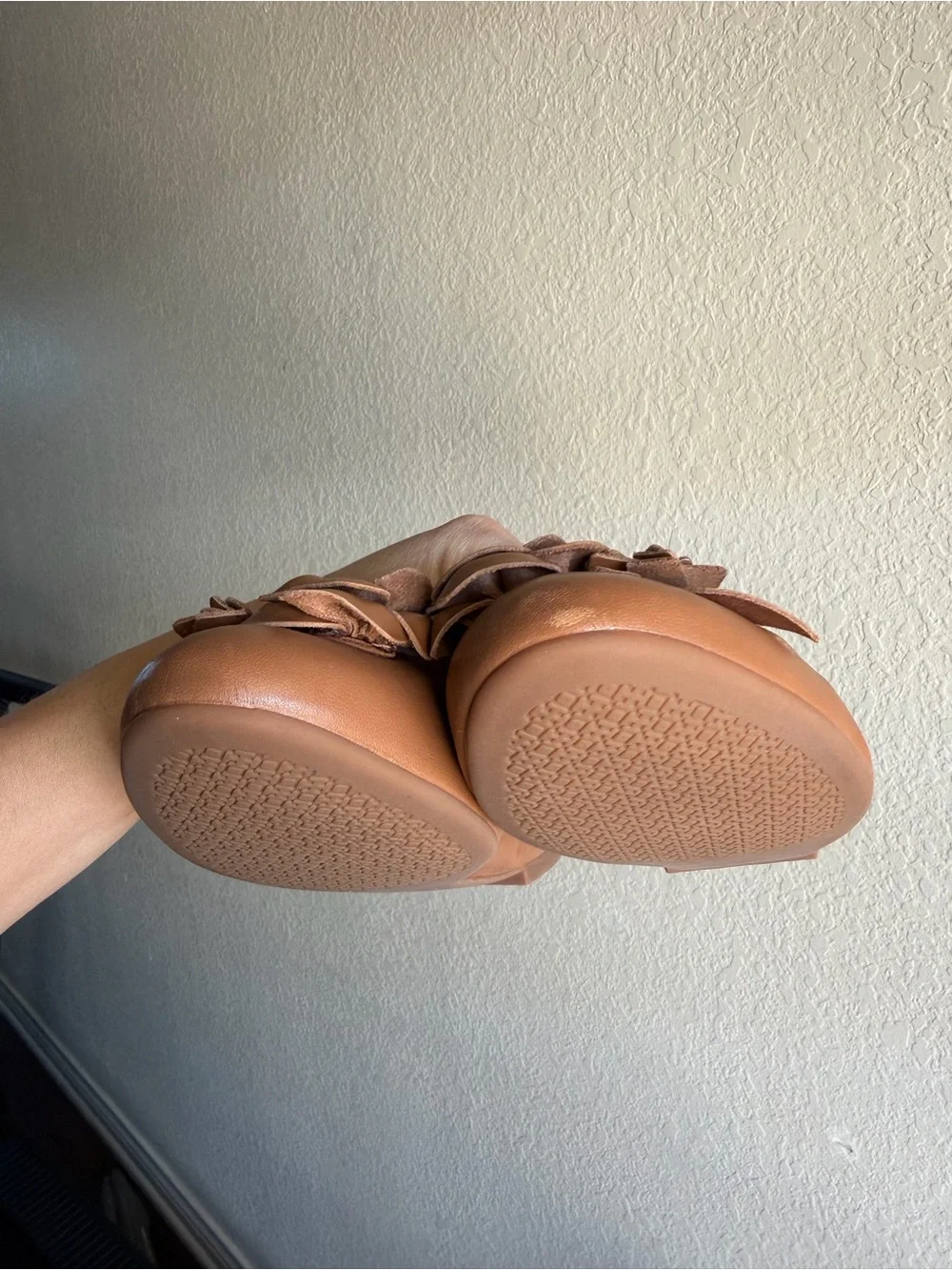 Tory Burch Royal Tan Classic Sheep Blossom Ballet Flats